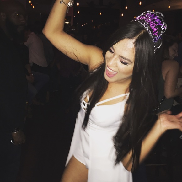 Meet your Posher, Kimberly - Picture 4 of 4